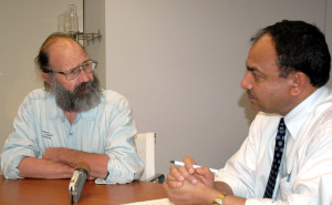 2006-03-Mike_Batzle_photo01